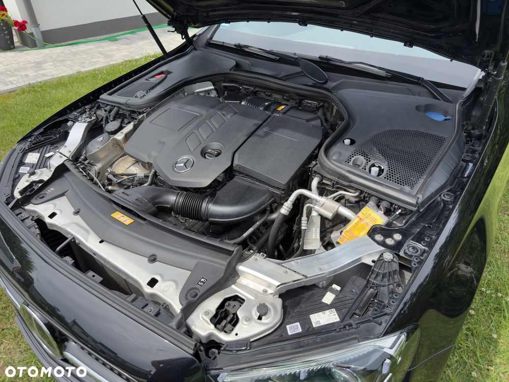 Mercedes-Benz Klasa E 220 d 9G-TRONIC AMG Line - 19