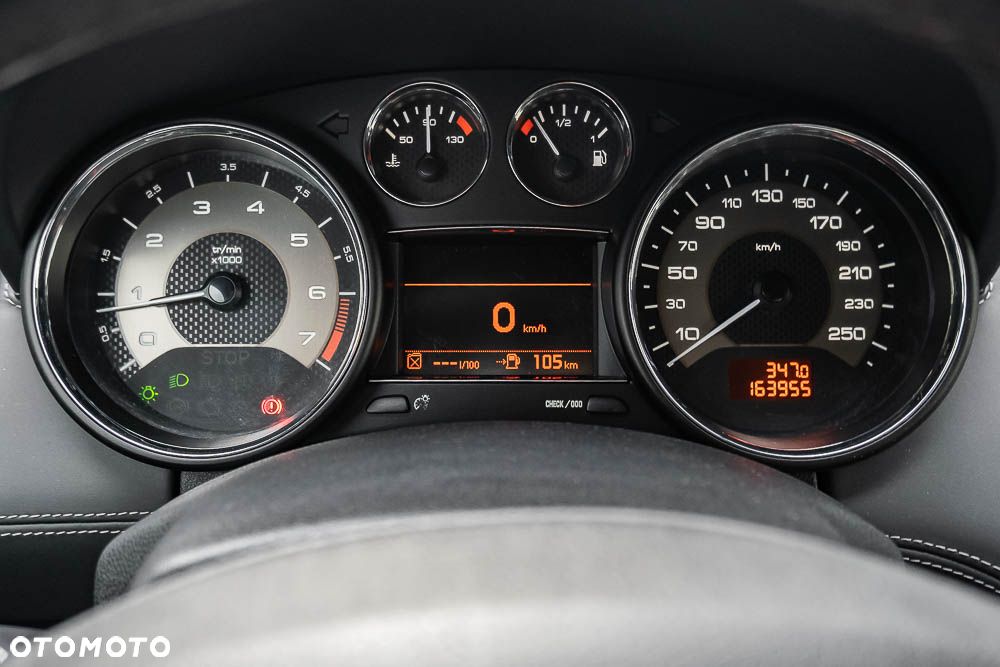 Peugeot RCZ 1.6 200 THP - 10