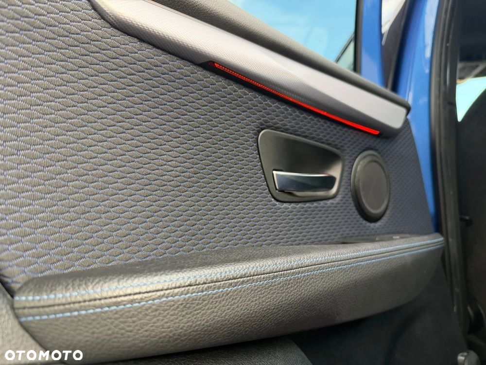 BMW Seria 2 218d Sport-Aut M Sport - 24