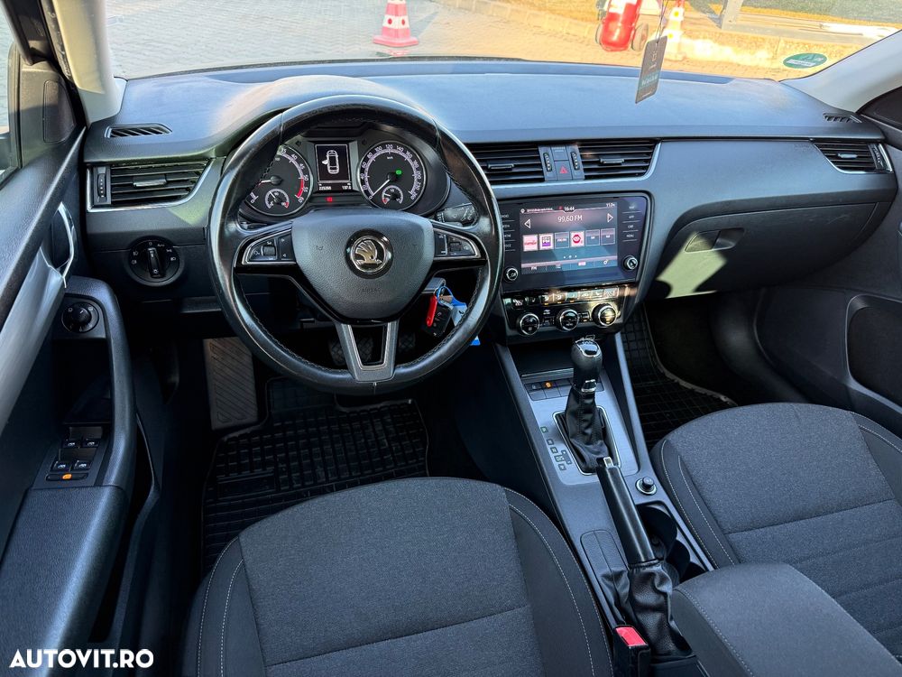 Skoda Octavia 2.0 TDI DSG Soleil - 11