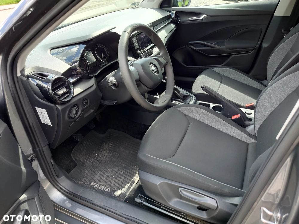 Skoda Fabia 1.0 Active - 11