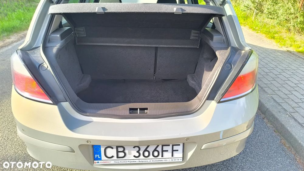 Opel Astra 1.6 Enjoy - 13