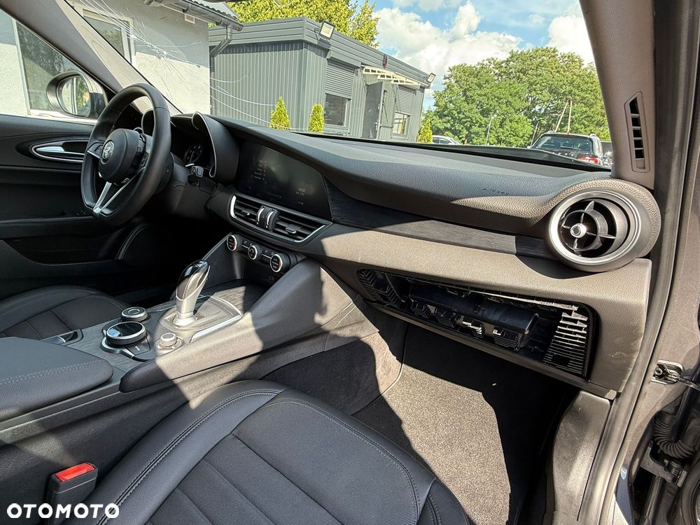 Alfa Romeo Giulia 2.0 Turbo Super - 20