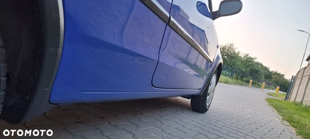 Opel Corsa - 10