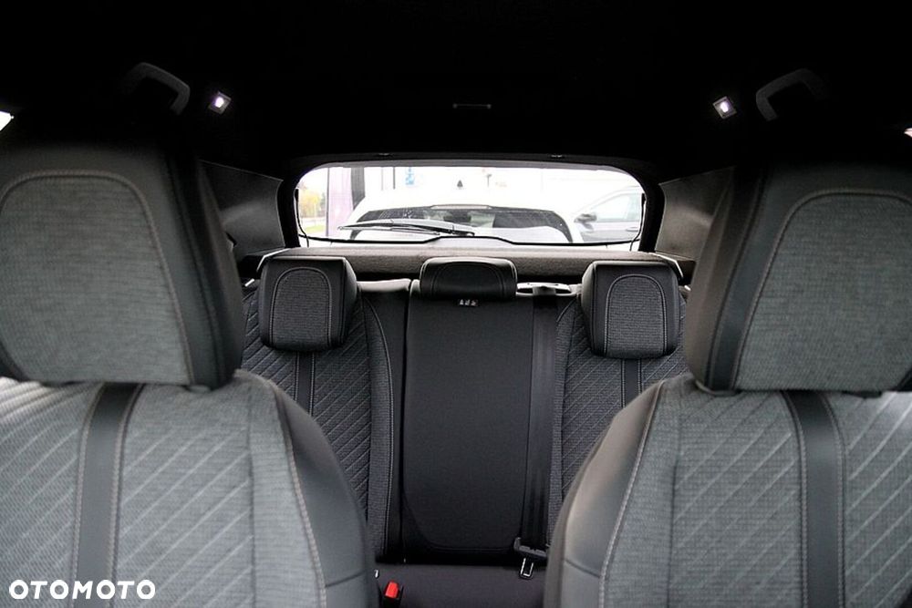 Peugeot 2008 - 32