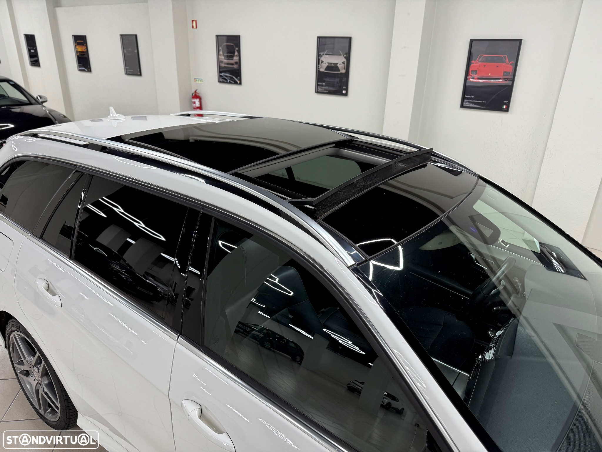 Mercedes-Benz E 300 Bluetec Hybrid Avantgarde - 9