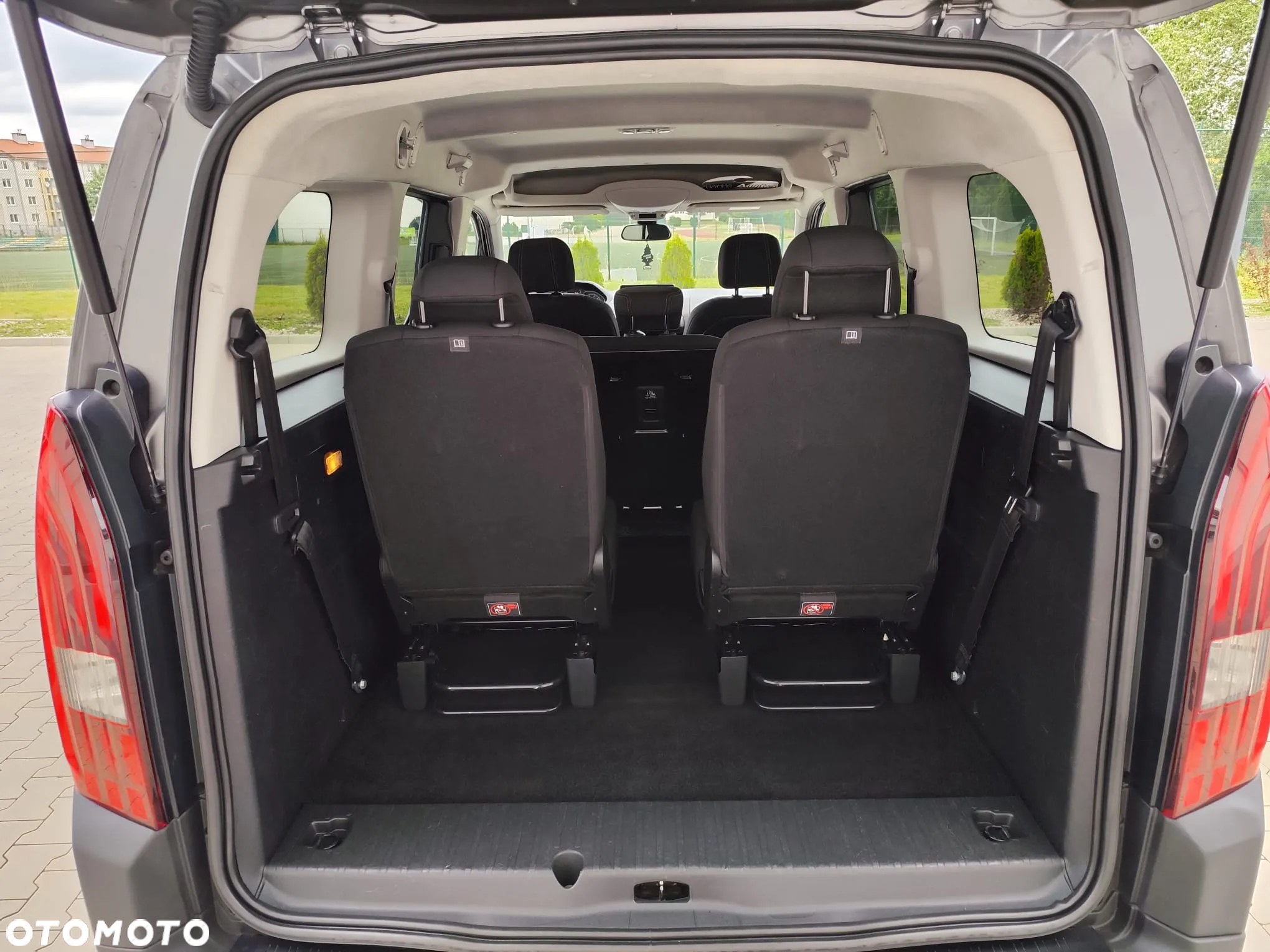Peugeot Rifter 1.5 BlueHDI GT Line S&S - 17