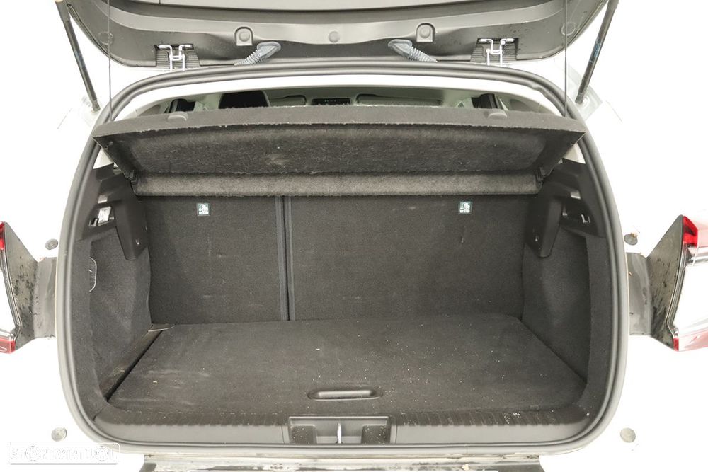 Renault Captur 1.0 TCe Techno Bi-Fuel - 23