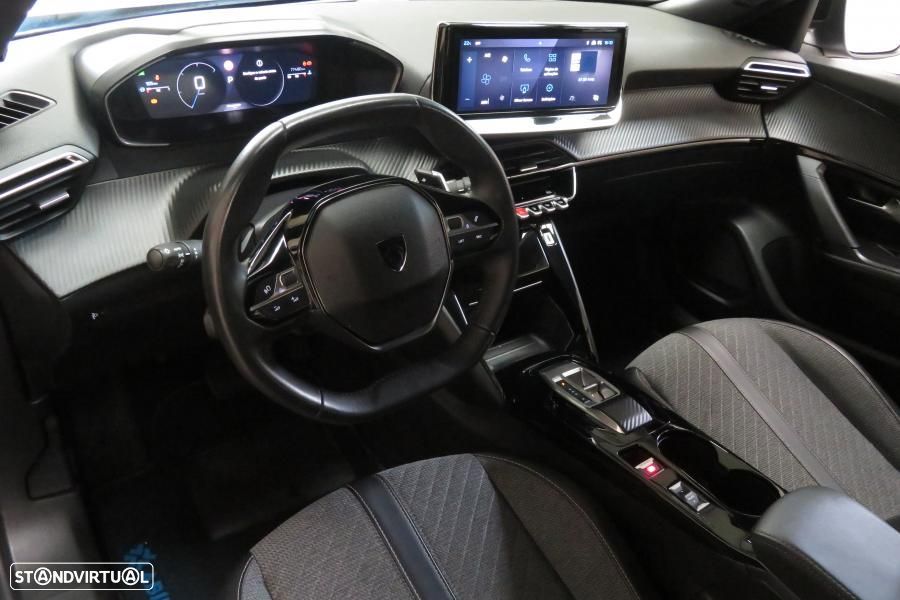 Peugeot 2008 - 6