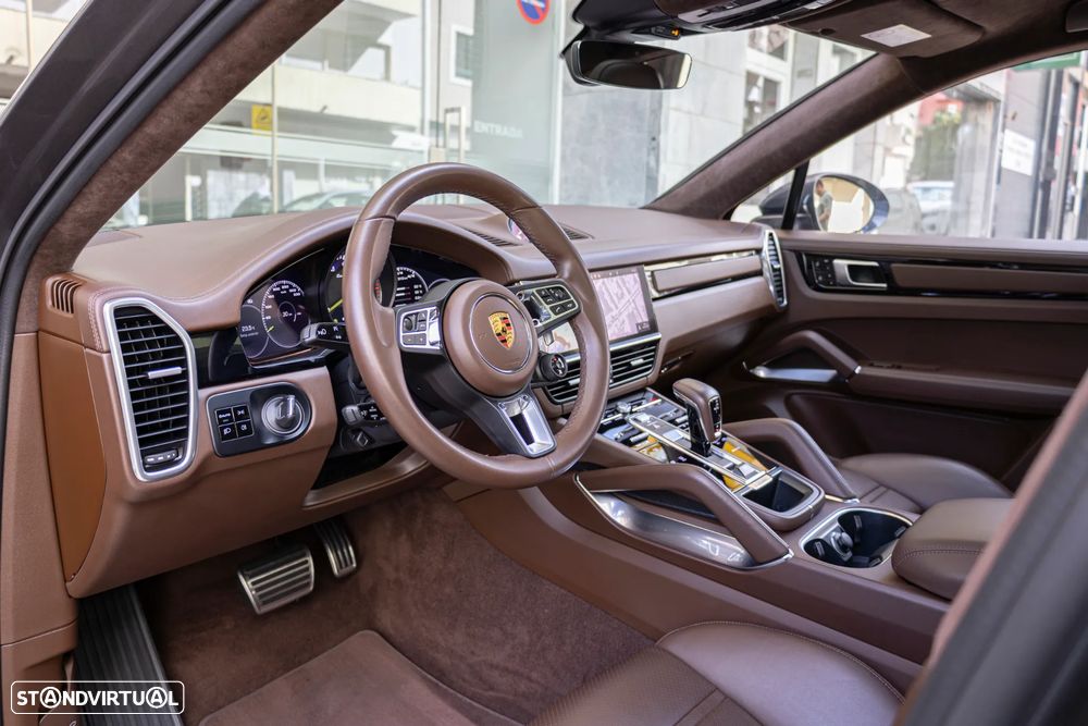 Porsche Cayenne Coupé Turbo S E-Hybrid Tiptronic S - 10