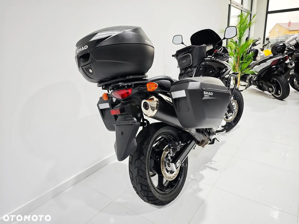 Suzuki V-STROM - 8