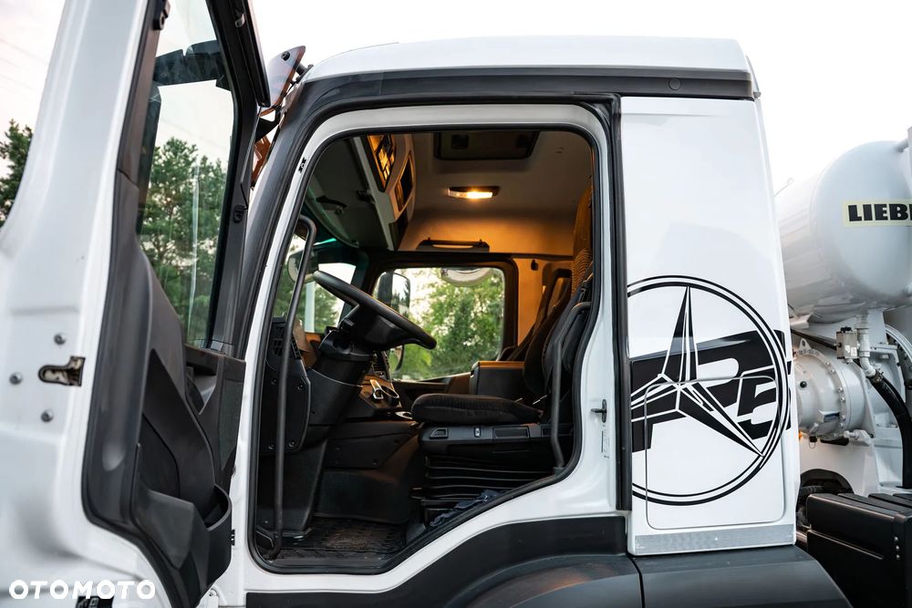 Mercedes-Benz Arocs 3240 MP5 10m3 rok 2021LIEBHERR - 11