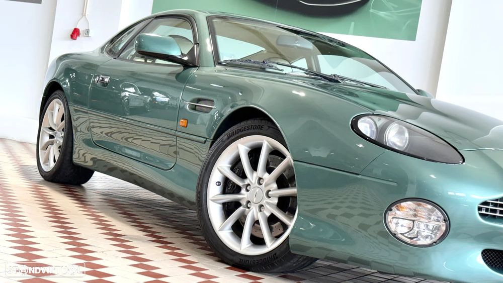Aston Martin DB7 Vantage Coupé - 9