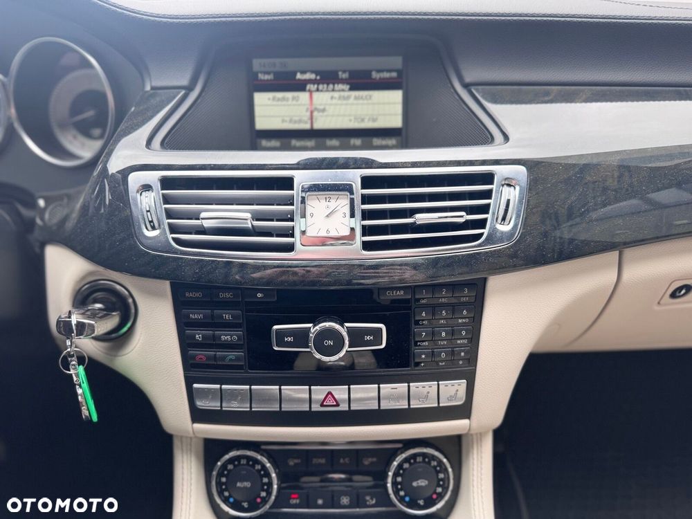 Mercedes-Benz CLS - 19