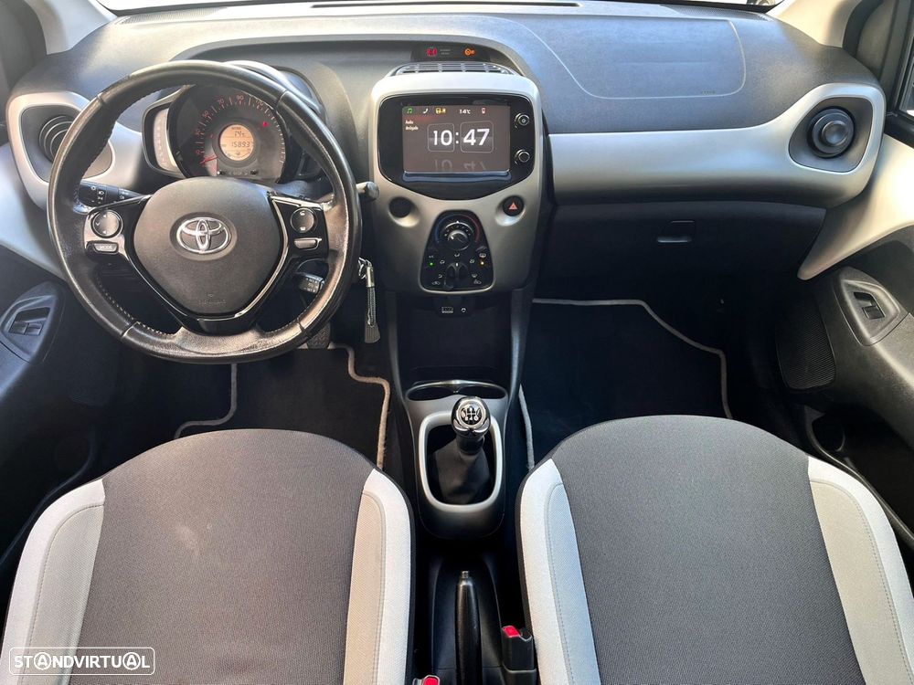 Toyota Aygo 1.0 X-Play+AC+X-Touch - 4