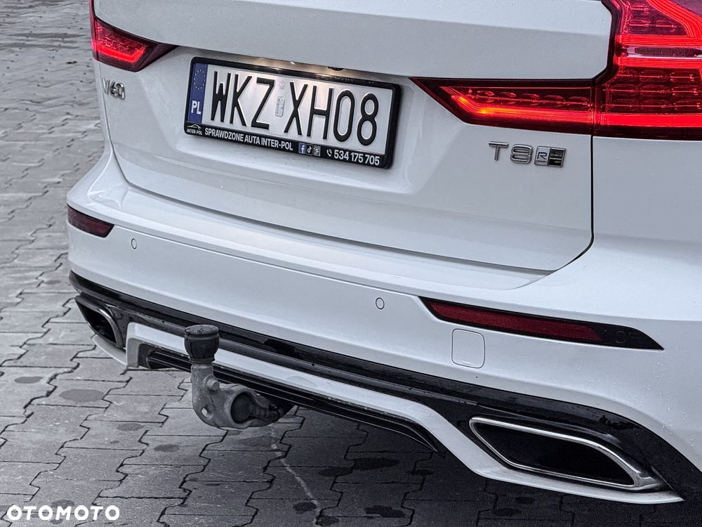 Volvo V60 T8 AWD Recharge Geartronic RDesign - 17