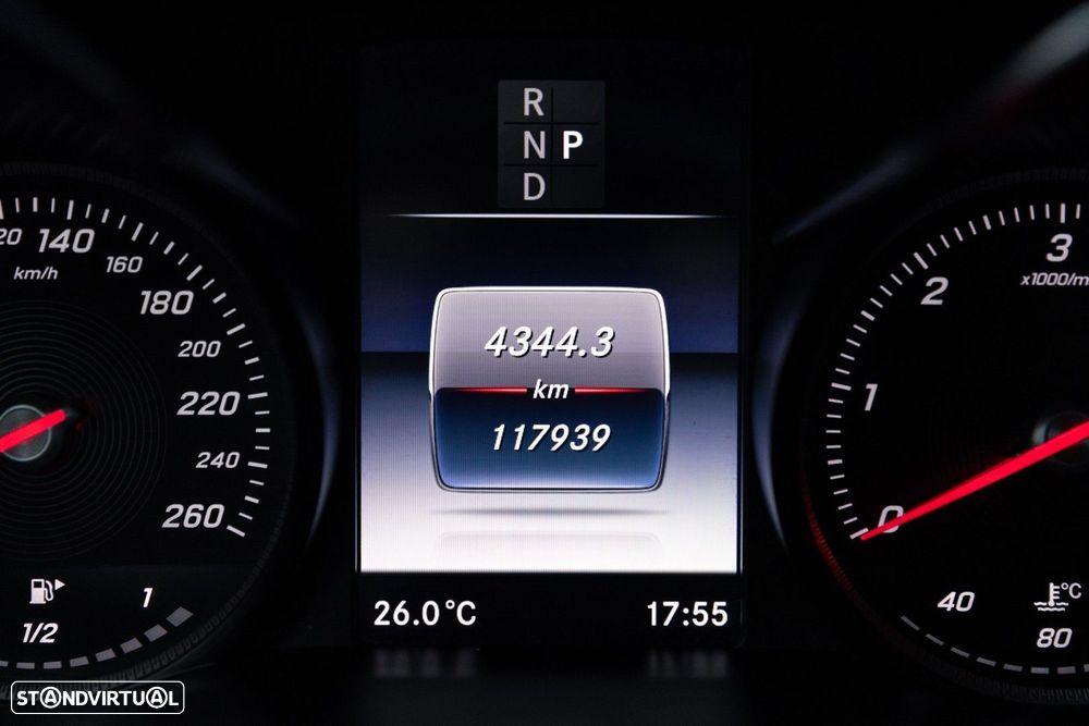 Mercedes-Benz C 220 d Aut. - 25