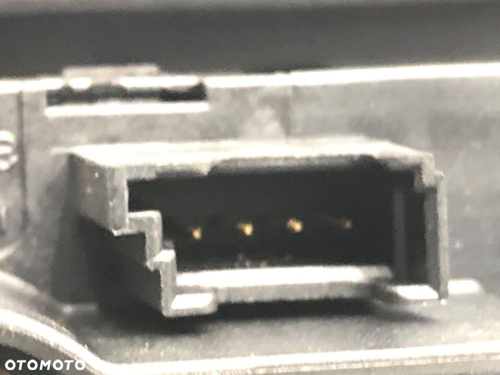 NAGRZEWNICA ELEKTRYCZNA  BMW 5 (F10) 2009 - 2016 520 d xDrive 135 kW [184 KM] olej napędowy 2013 - - 3