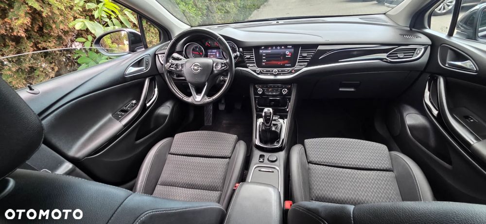 Opel Astra 1.6 D (CDTI) Start/Stop Innovation - 34