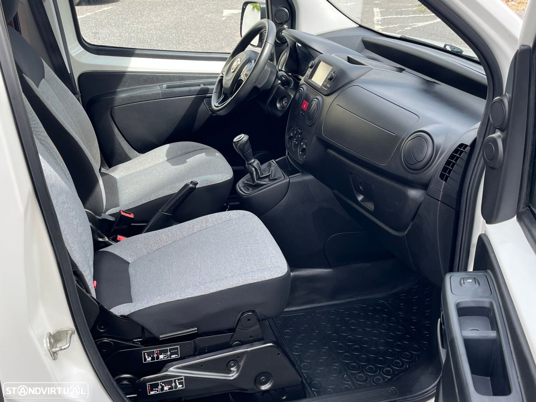 Fiat Fiorino 1.3 M-Jet - 15