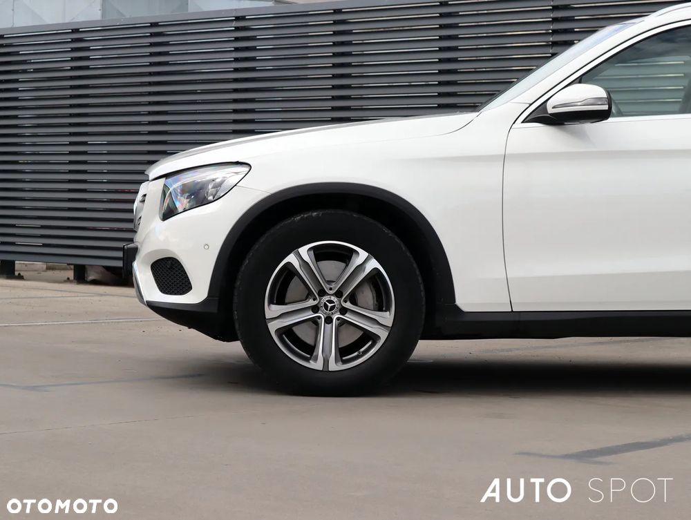 Mercedes-Benz GLC 220 d 4-Matic - 3