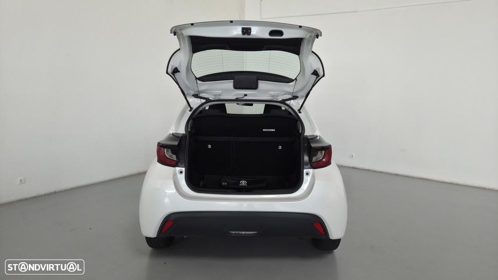 Toyota Yaris 1.5 HSD Comfort+P.Style - 19