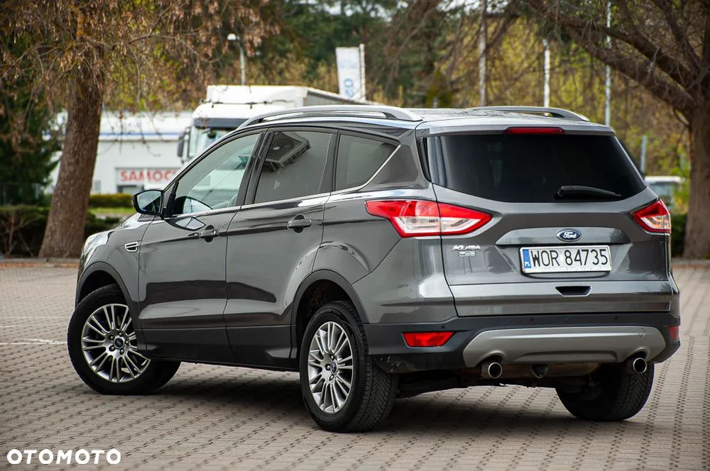 Ford Kuga 2.0 TDCi 4x4 Titanium - 4