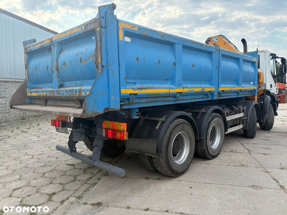 Iveco Trakker - 32