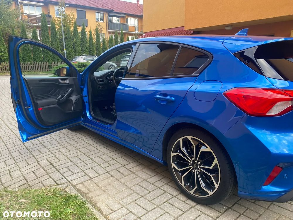 Ford Focus 1.5 EcoBoost ST-Line - 2