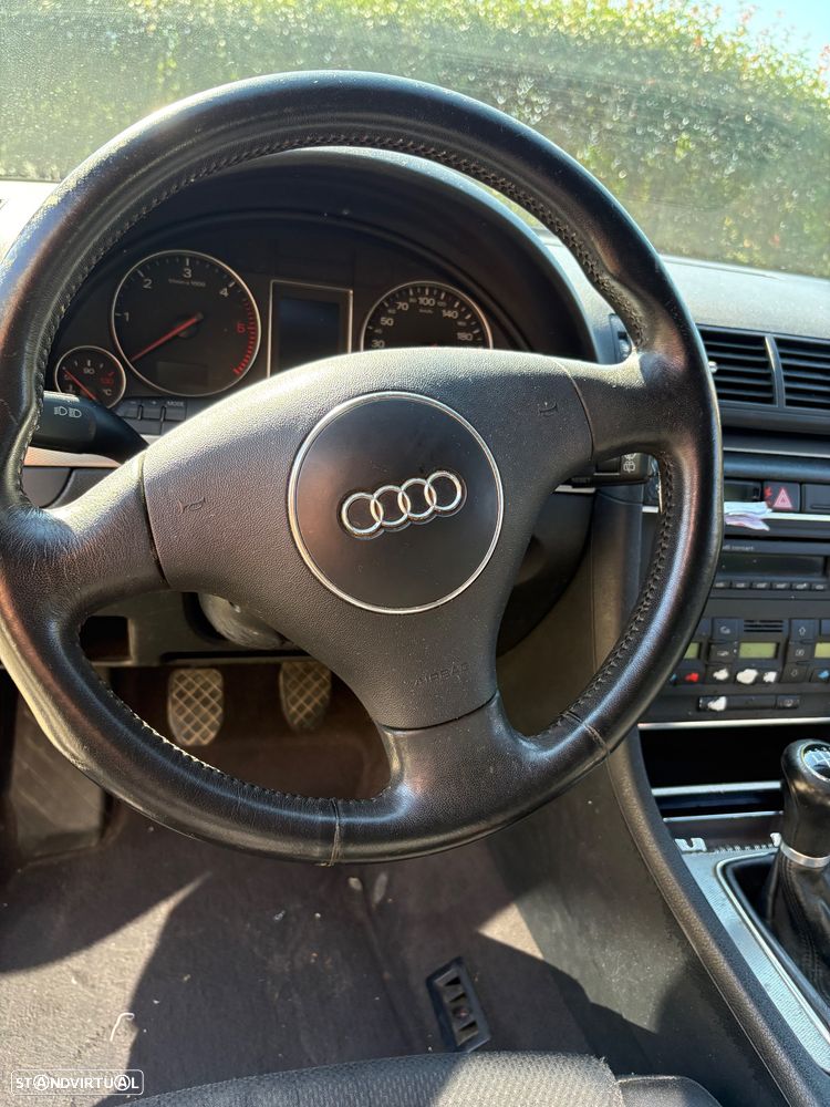 Audi A4 Avant 1.9 TDI m5 Sport - 6