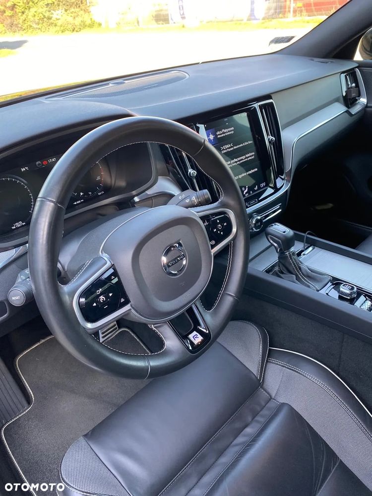 Volvo S60 T4 R-Design - 15