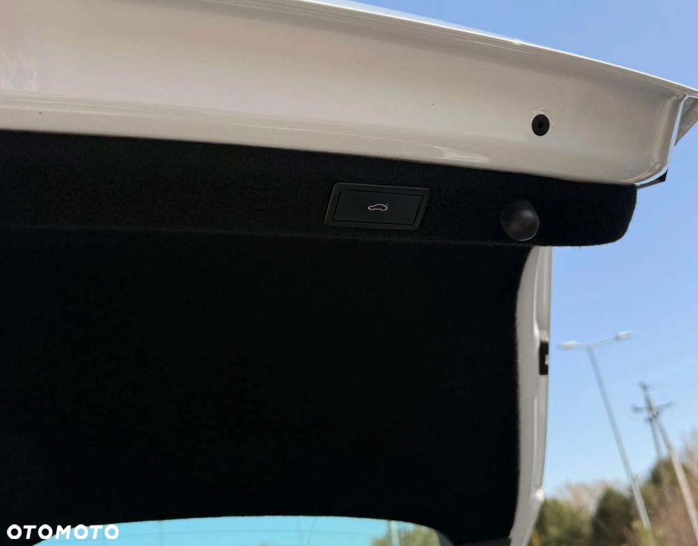 Skoda Superb 2.0 TDI SCR Sportline DSG - 40