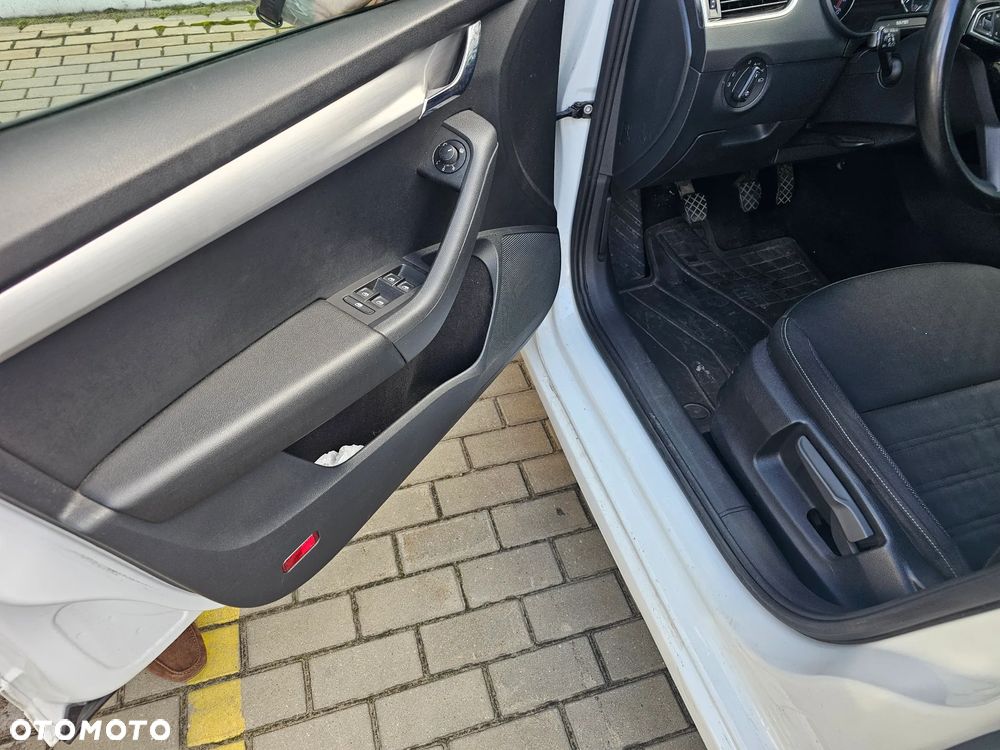 Skoda Octavia 1.6 TDI SCR Ambition - 14