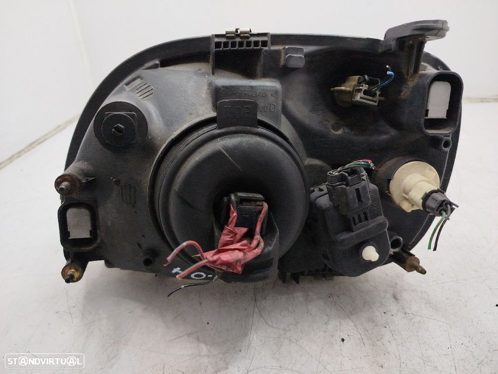 Farol/ Otica Dianteiro Dto Nissan Micra Ii (K11) - 3