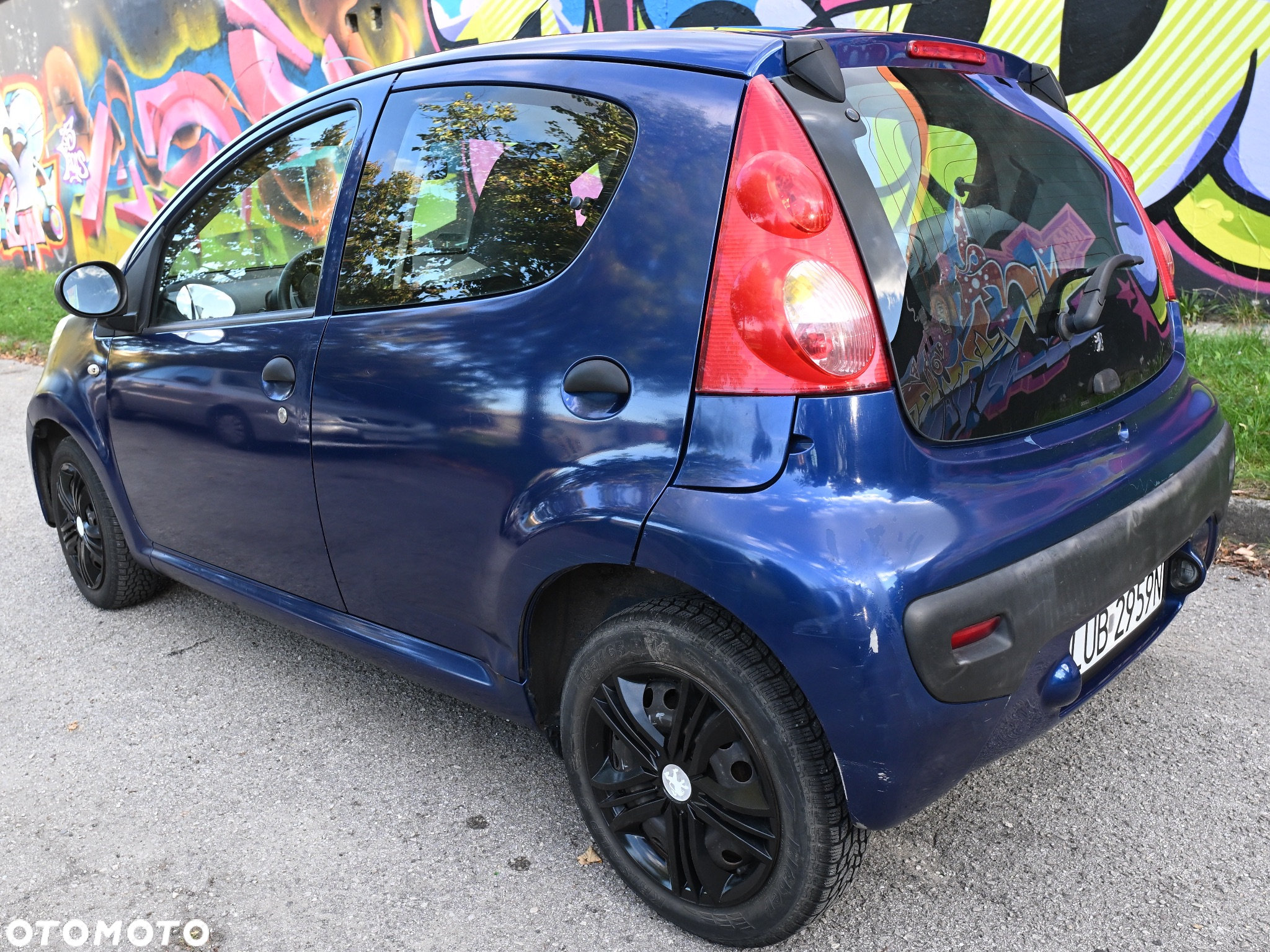 Peugeot 107 1.0 Happy - 2