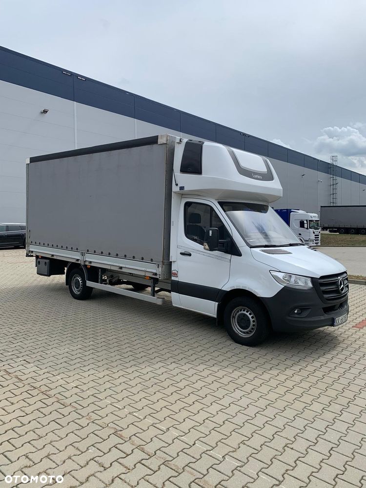 Mercedes-Benz Sprinter - 2