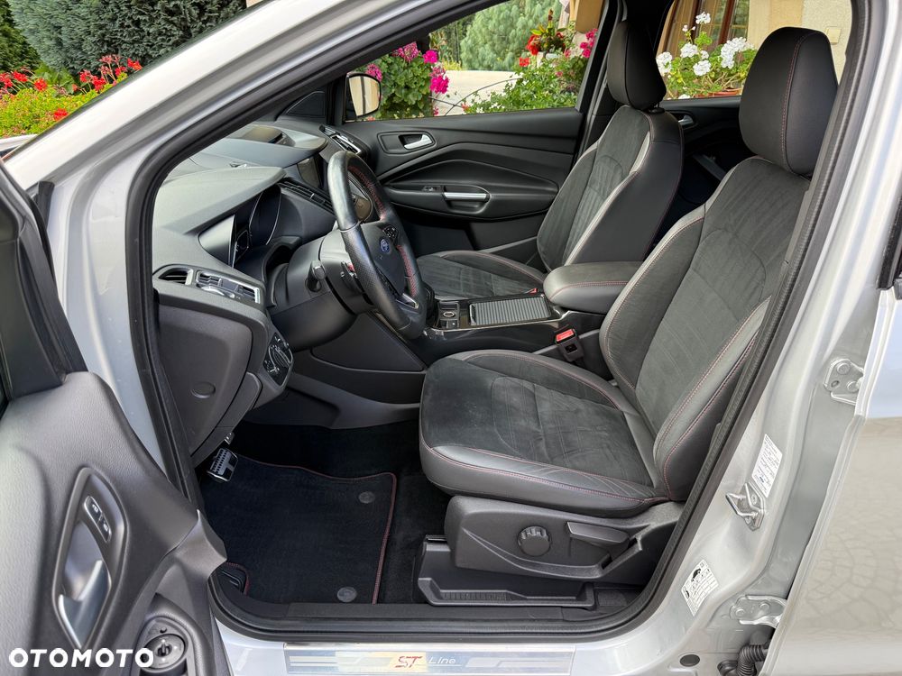 Ford Kuga 2.0 TDCi AWD ST-Line - 17