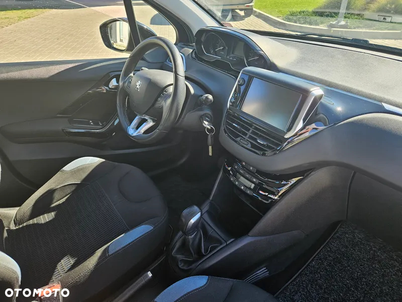 Peugeot 208 1.6 VTi Allure - 19