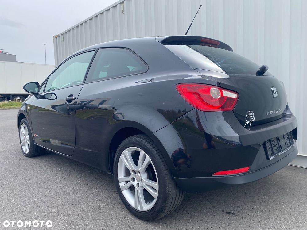 Seat Ibiza SC 1.4 16V Sport - 3