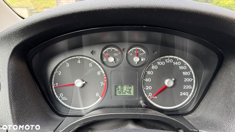 Ford Focus - 18