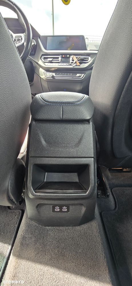 BMW Seria 2 218i M Sport - 13