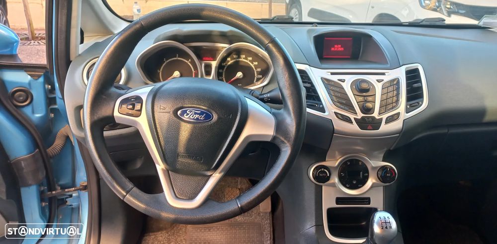 Ford Fiesta 1.4 TDCI Ghia - 7