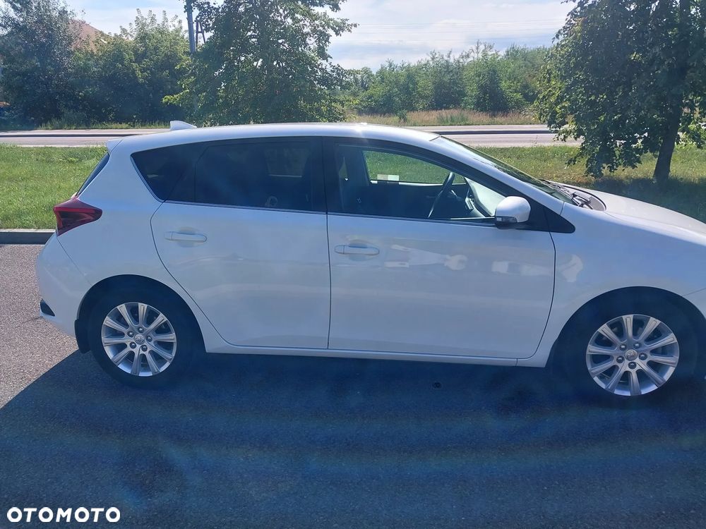 Toyota Auris 1.33 VVT-i Premium - 6