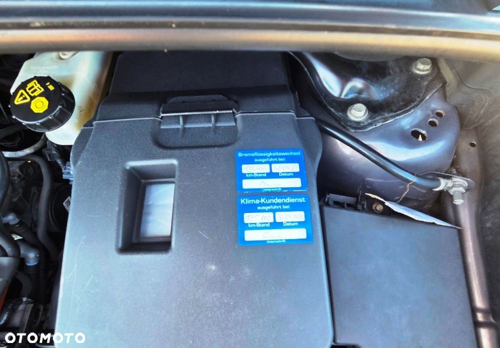 Ford Kuga - 17