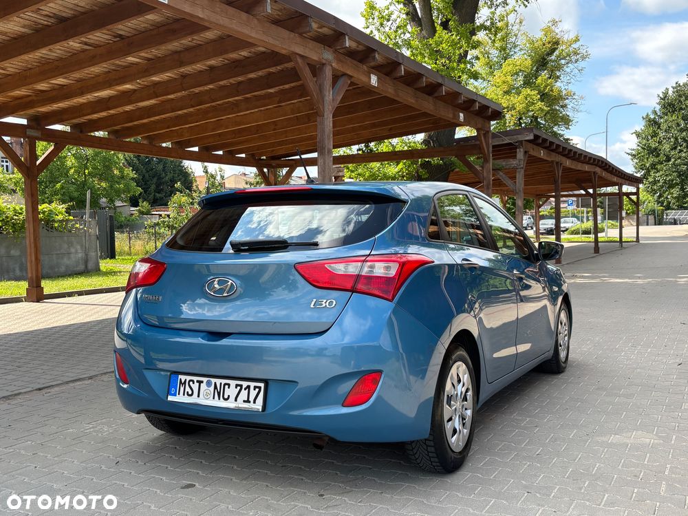 Hyundai i30 1.4 Premium - 8