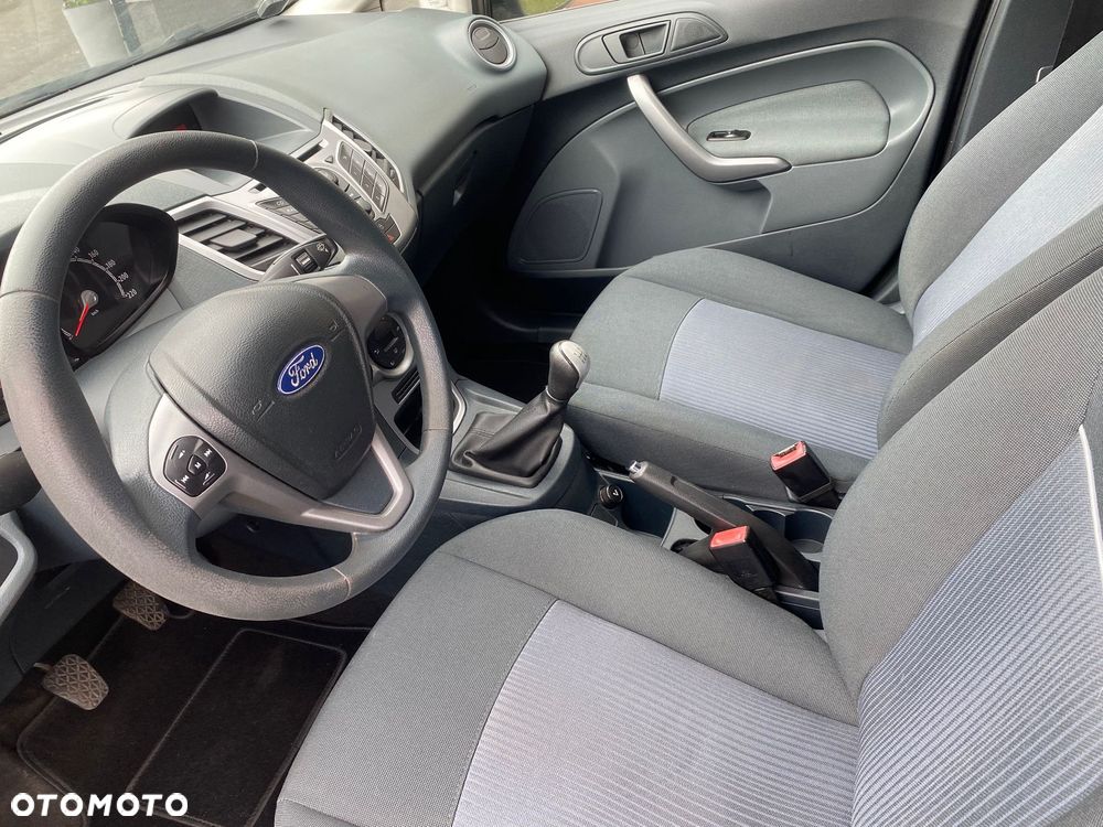 Ford Fiesta 1.25 Viva - 13