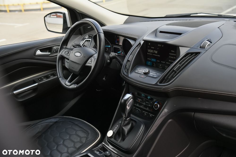 Ford Kuga Vignale 2.0 TDCi AWD - 25