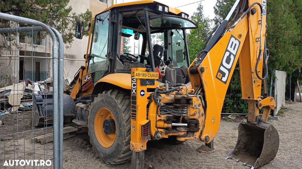 JCB 3CX - 6