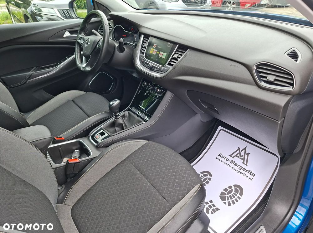 Opel Grandland X 1.5 D Start/Stop Business Edition - 26