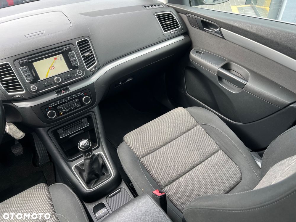 Volkswagen Sharan - 18